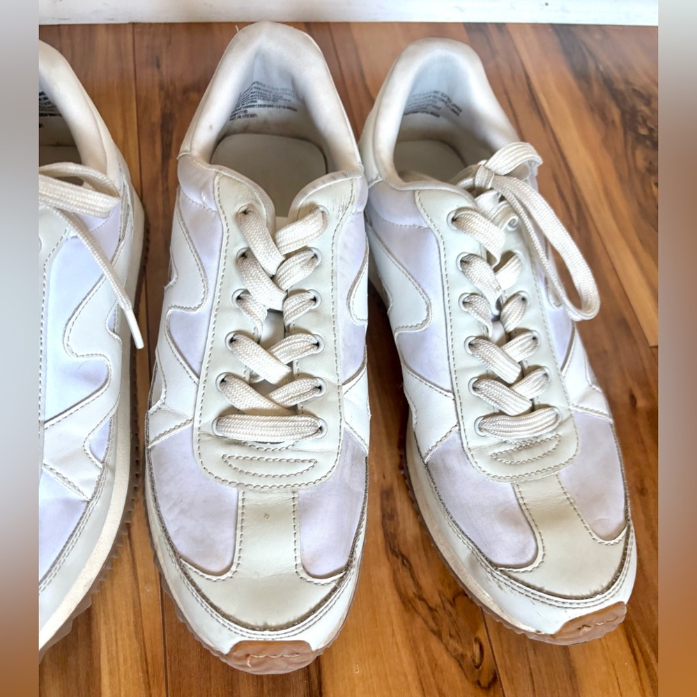 Lot of 2 set universal thread pre loved sneaker tennis shoes size 9 white beige - Picture 3 of 12